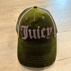 JUICY COUTURE HAT